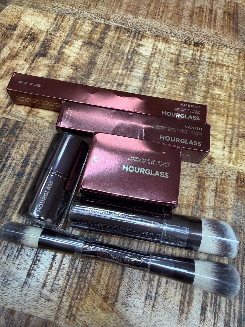 Hourglass Dual-Ended Synthetic Makeup Brushes with Metallic Brown Packaging